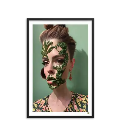 28 LADY KAGIRA Frame